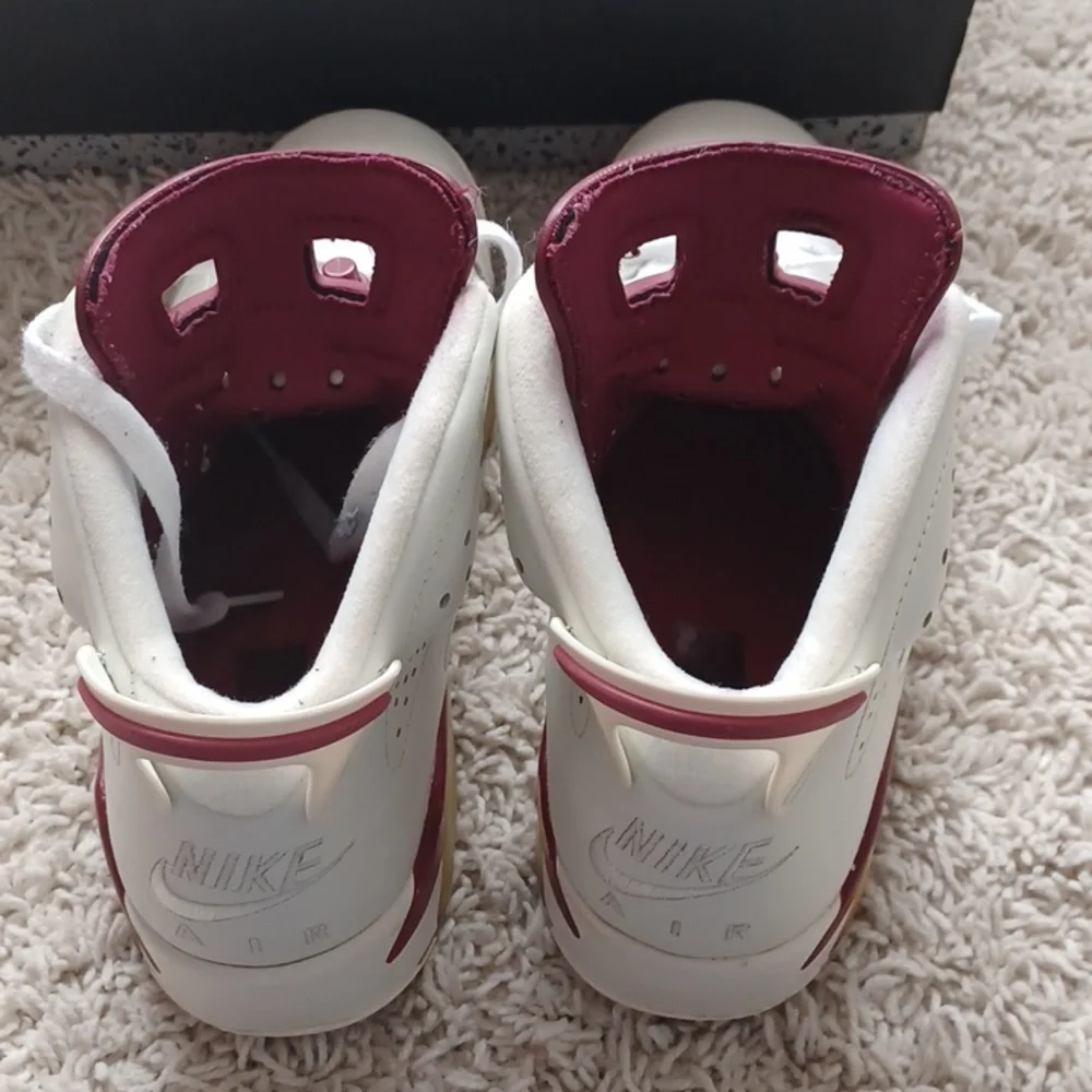 Air Jordan 6 Retro Size 8 Off White/ Maroon GUC - Picture 10 of 14
